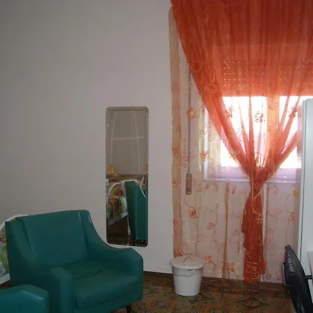 Giovannixxlll Bed & Breakfast *